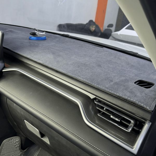 Накидка на панель Haval H5 2025
