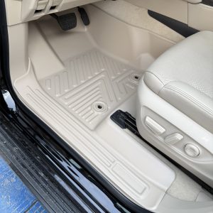 Полиуретановые полики Toyota LC300 LAND CRUISER 2023